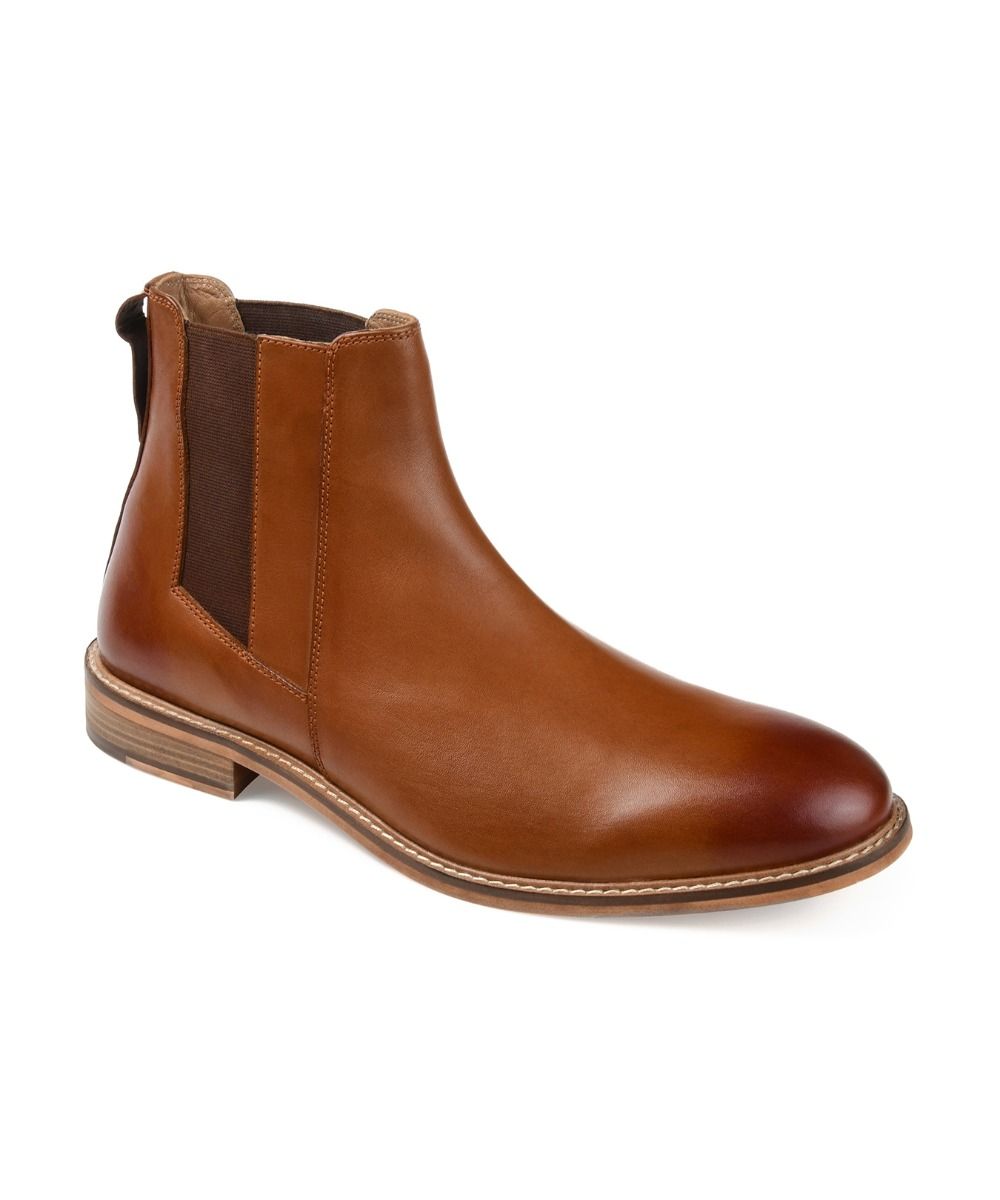 Corbin Plain Toe Chelsea Boot