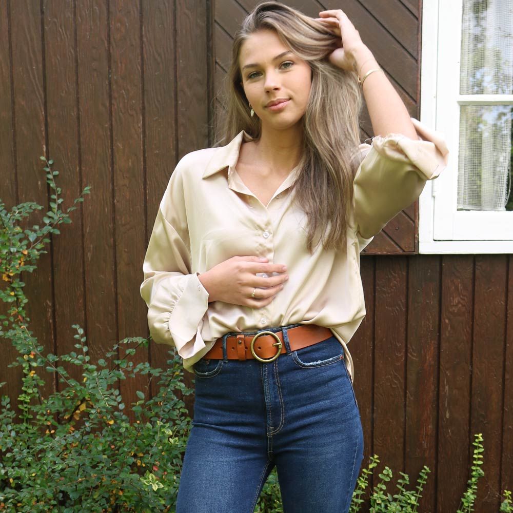 Vintage Gold Round Buckle Leather Belt