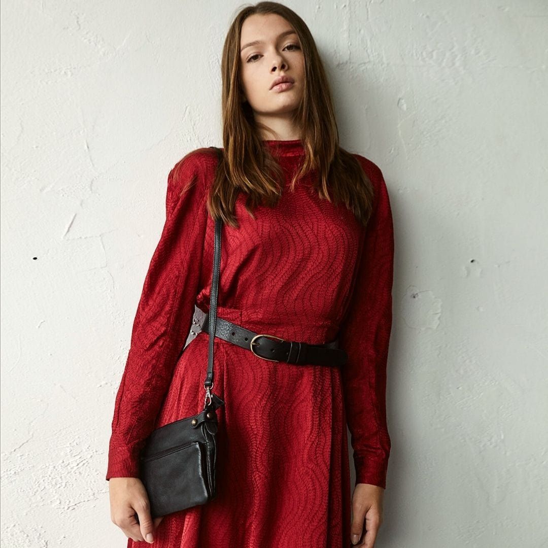 Classic Women's Leather Belt | Gold Buckle