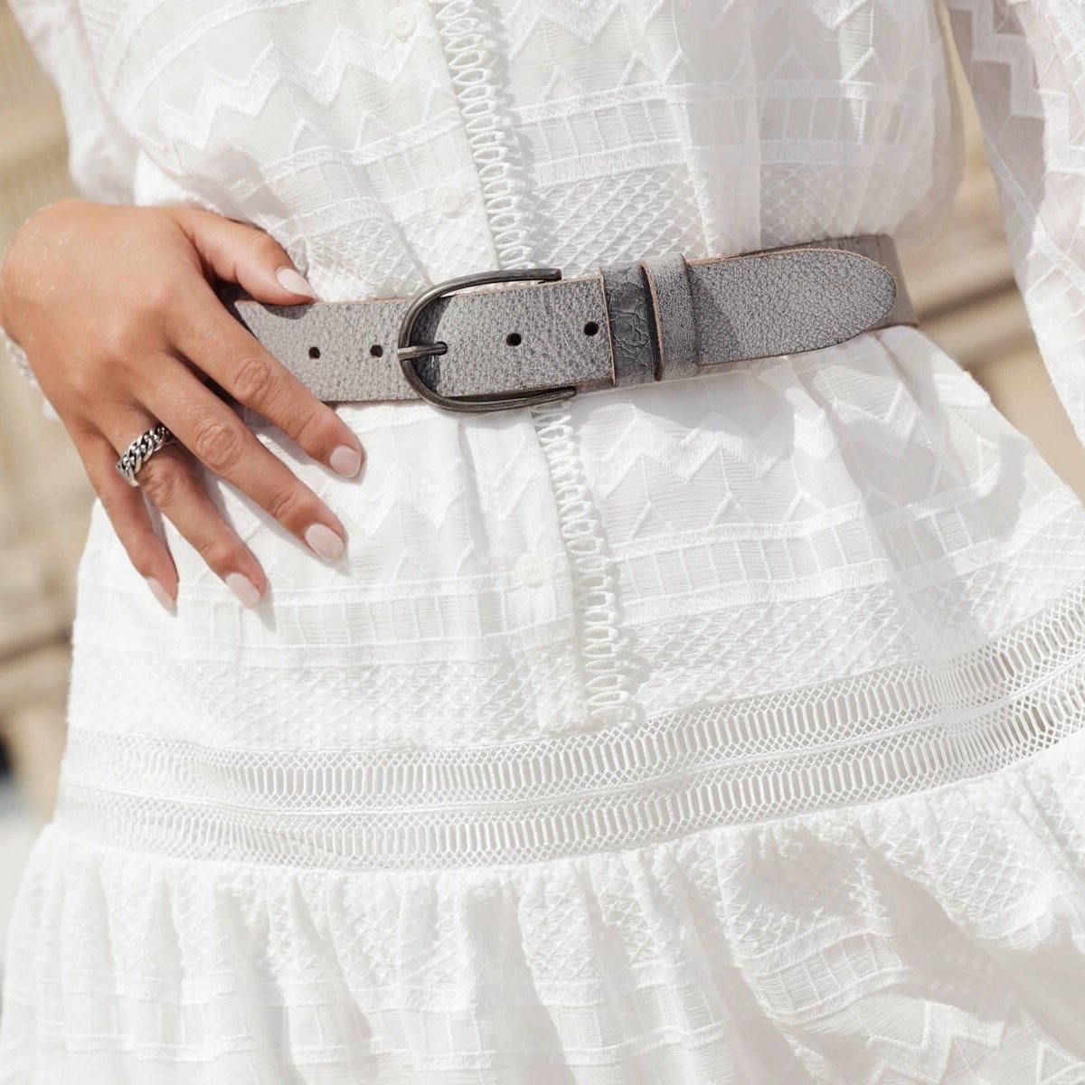 Classic Women's Leather Belt for Jeans - 35018 Dieke