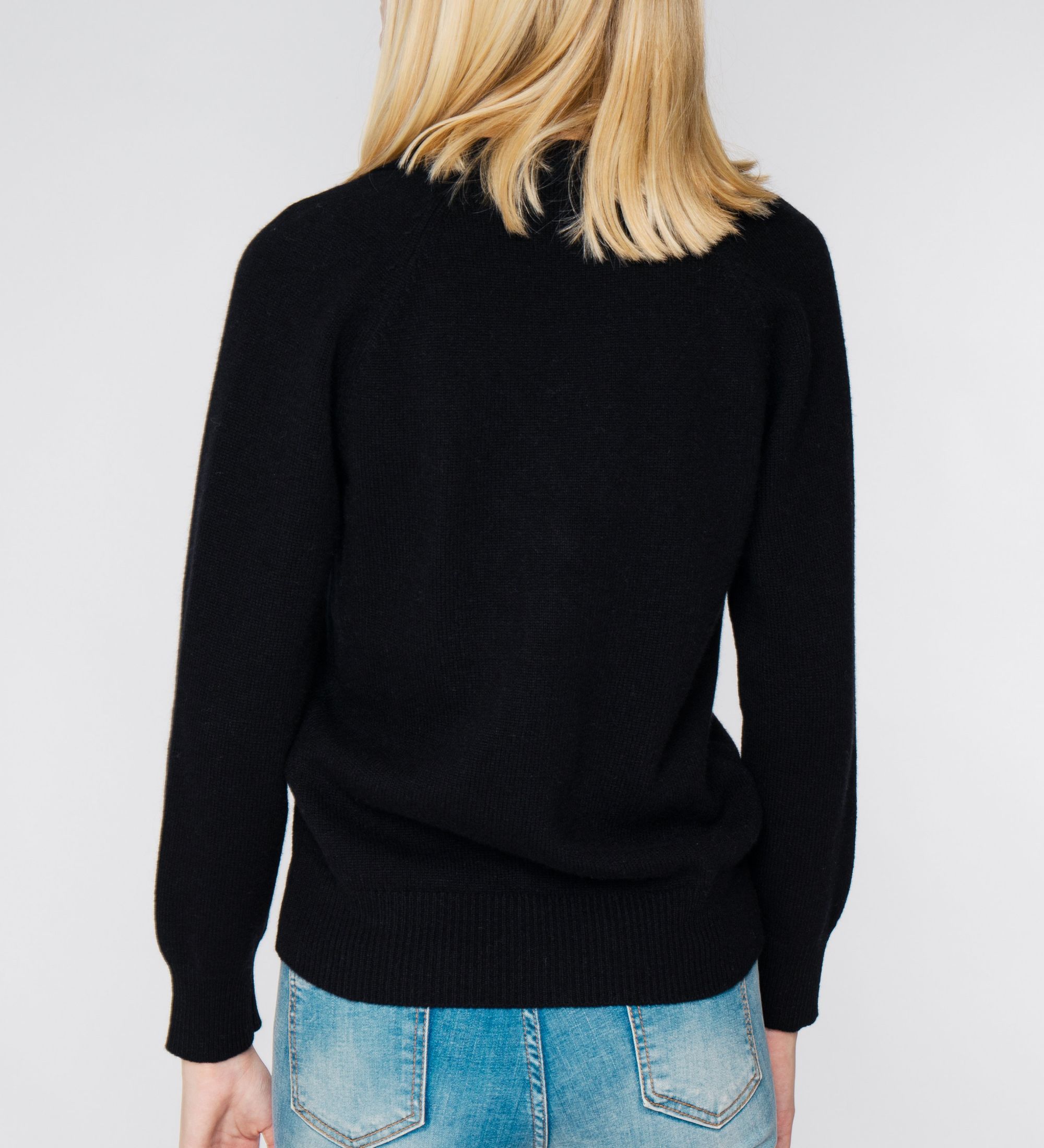 LEEZ Women V-Neck Cardigan in Wool - Black