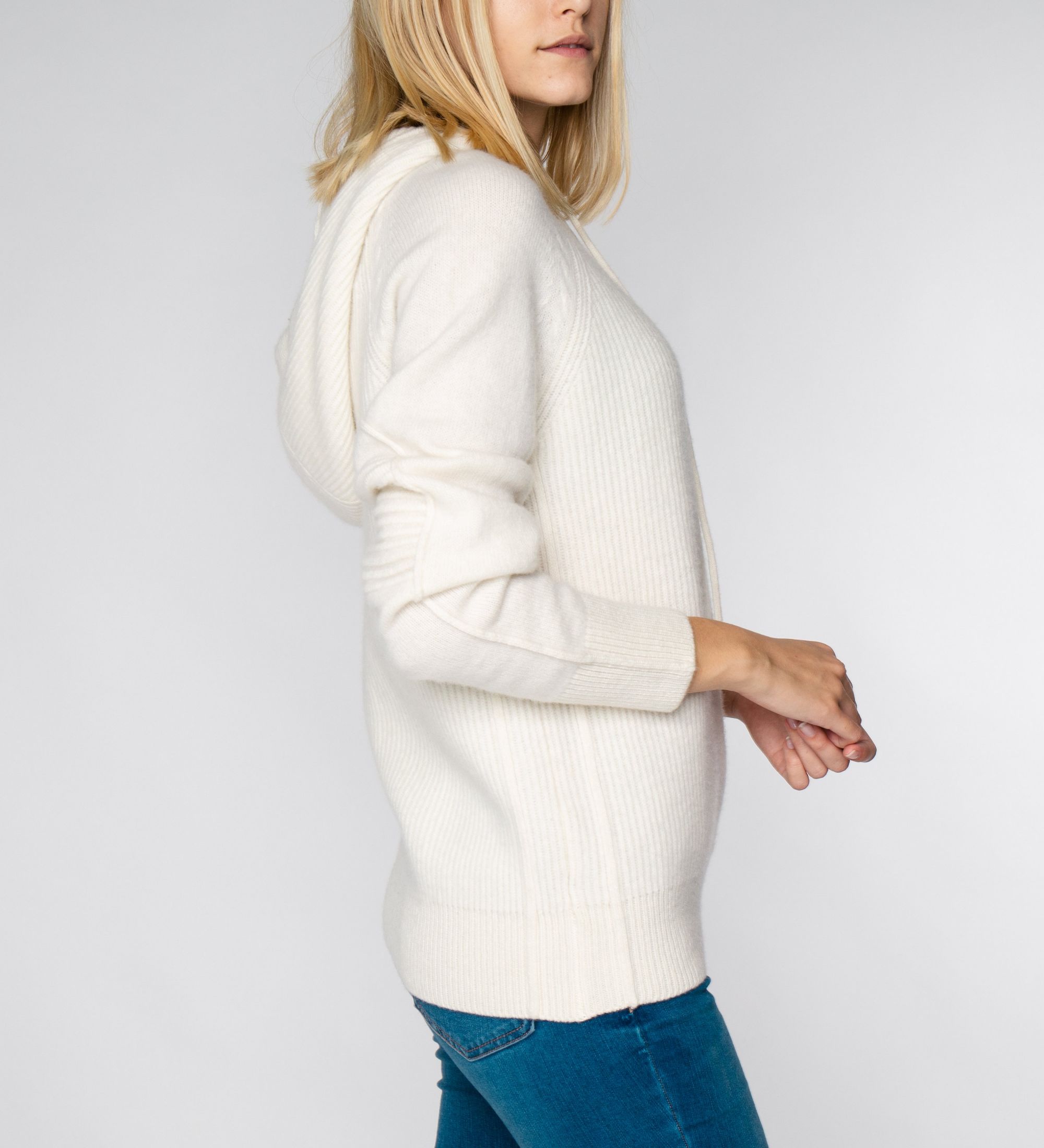 LEEZ Women Wool Hoodie White