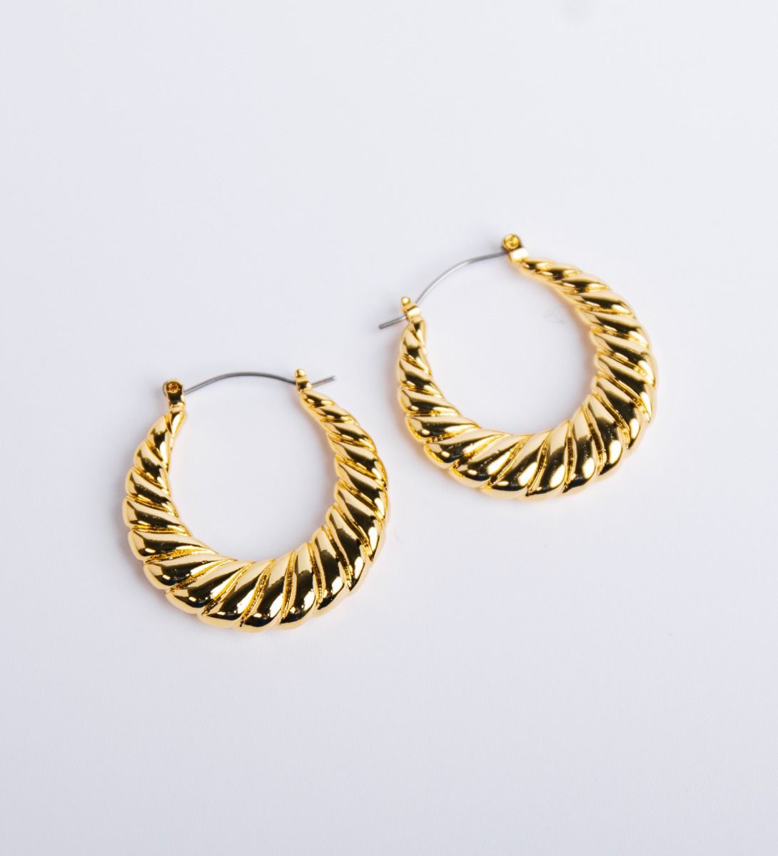 LEEZ Women Spiral Golden Hoop Earrings