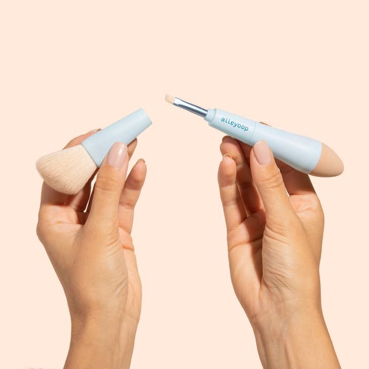 Multi-Tasker - 4-in-1 Makeup Brush