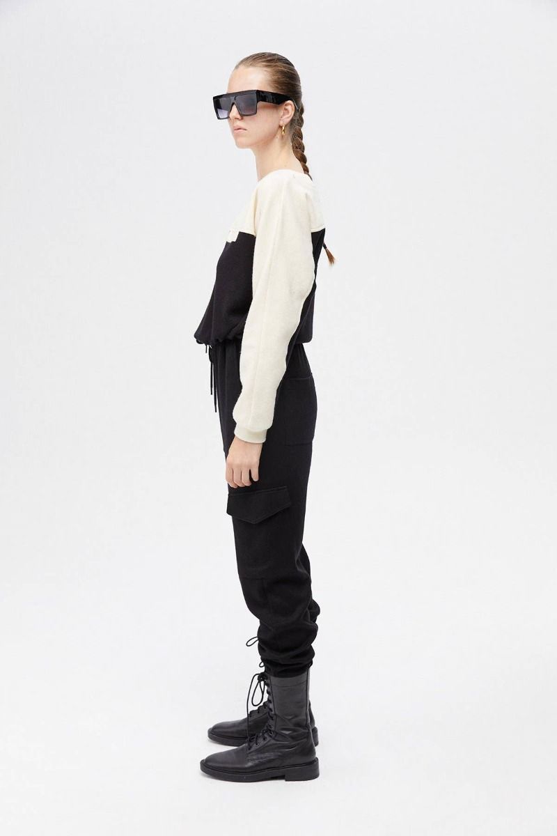 Contrast Sweatshirt - Black