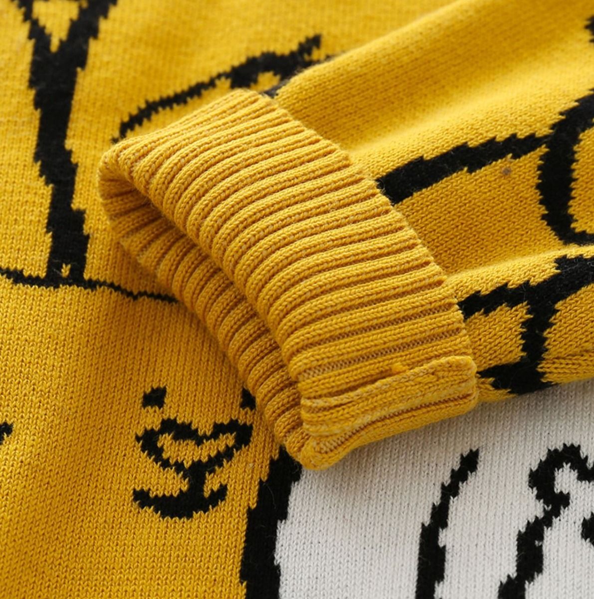 LEEZ Boys Pullover Sweater With Carton Bear Patterns Yellow