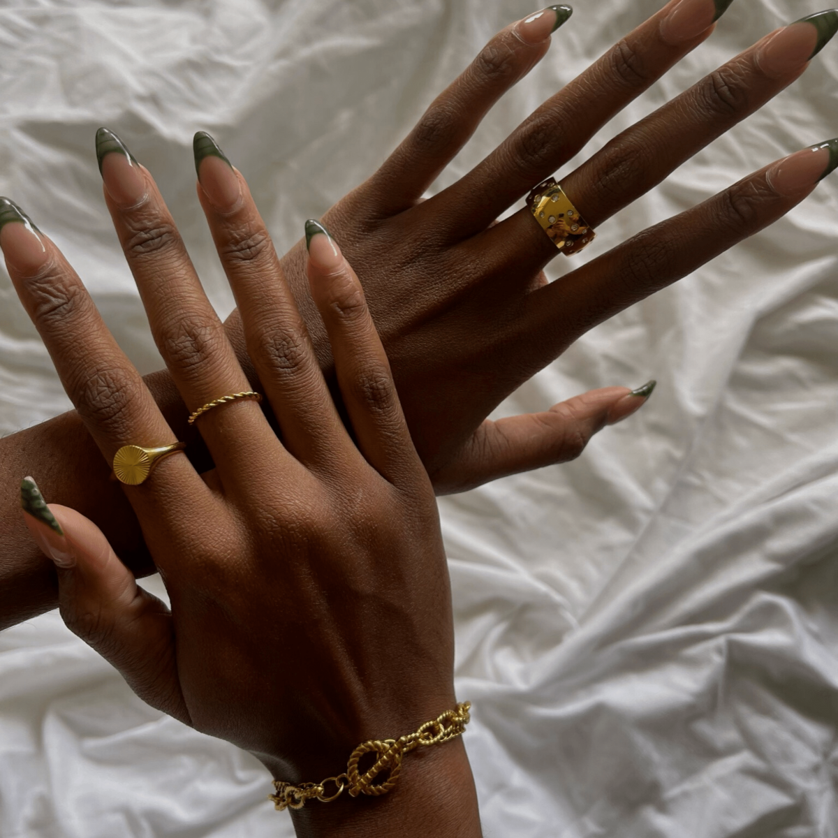 Ellie Vail - Anais Dainty Twist Ring