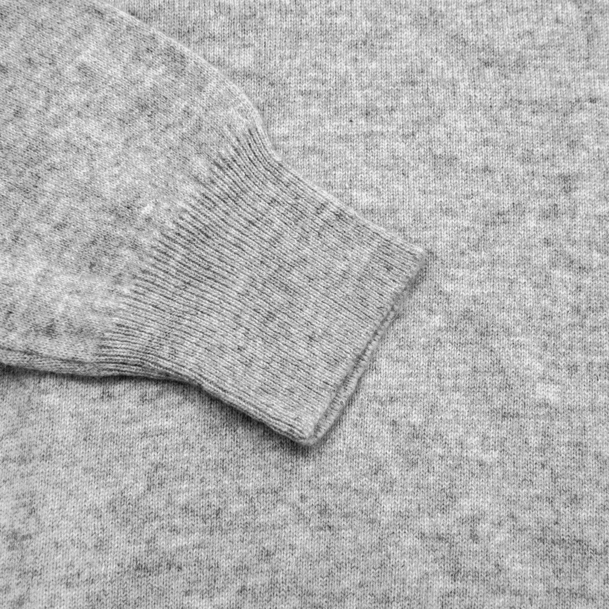 LEEZ Men V-neck Cashmere Sweater Gray