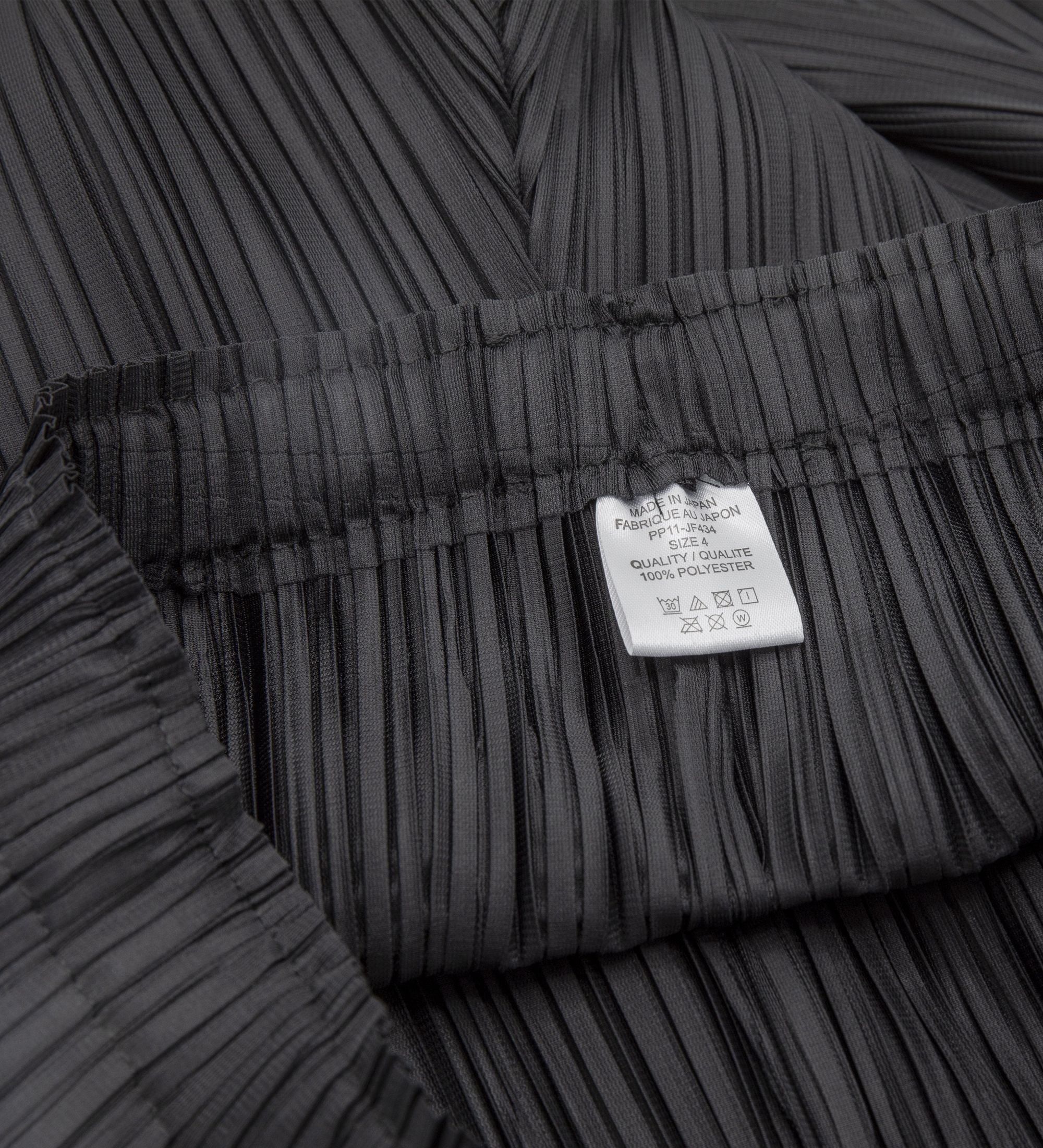 LEEZ Women Pleated Wide-leg Ankle Pants - Black