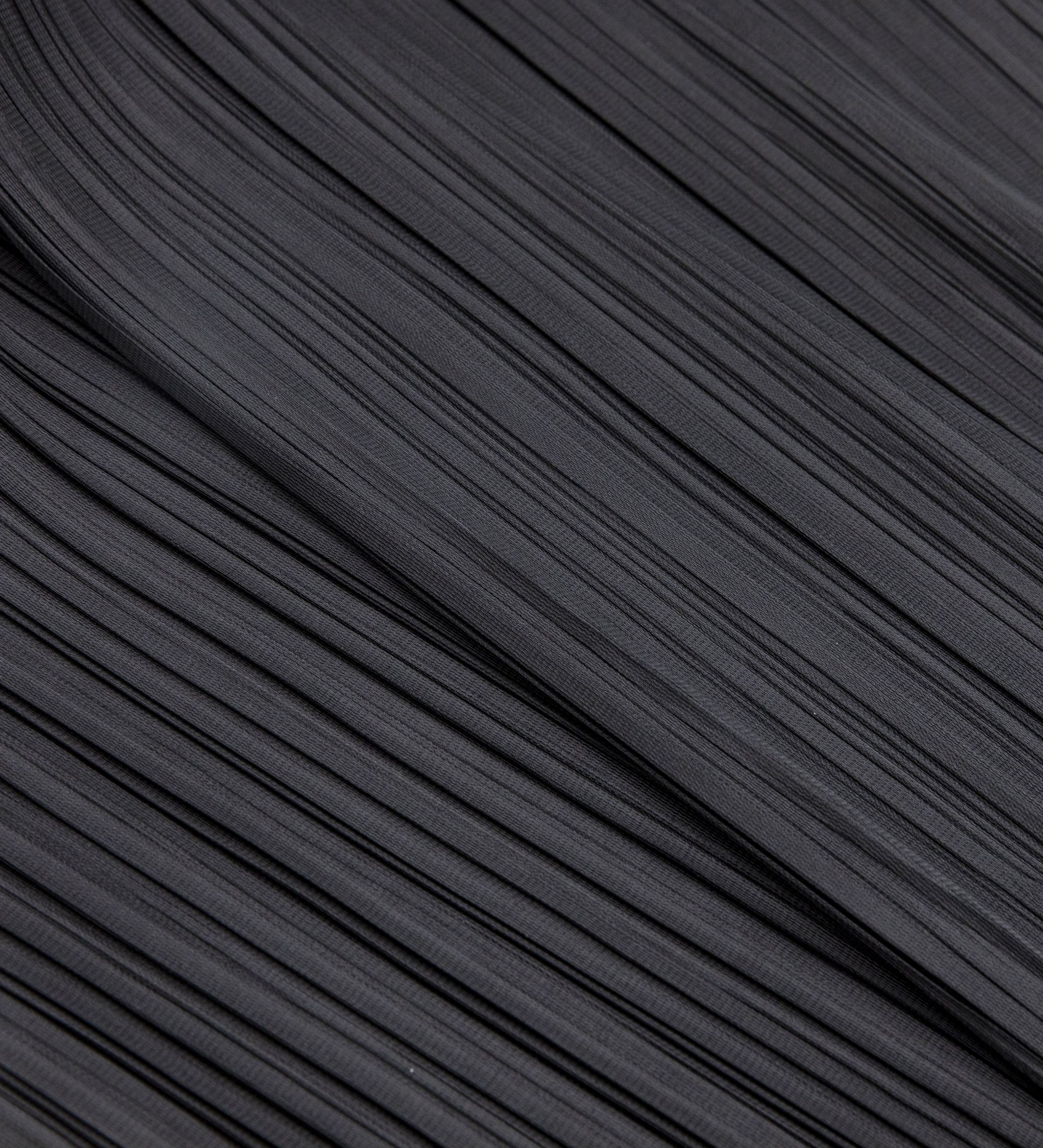 LEEZ Women Pleated Wide-leg Ankle Pants - Black