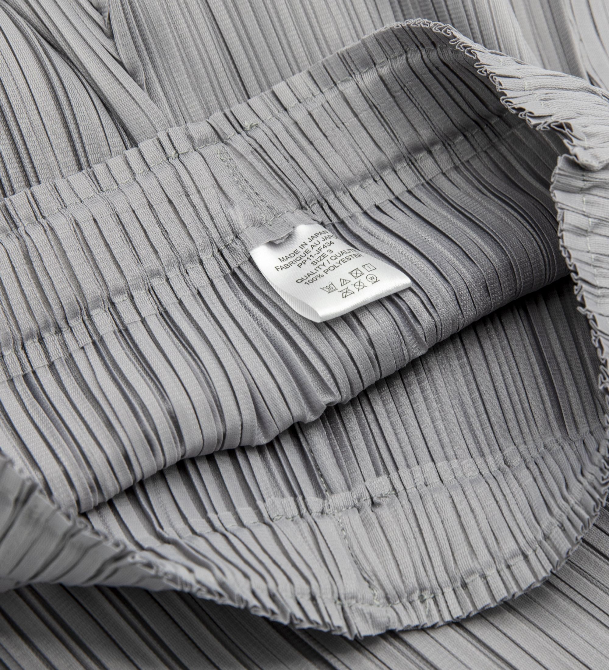 LEEZ Women Pleated Wide-leg Ankle Pants - Gray