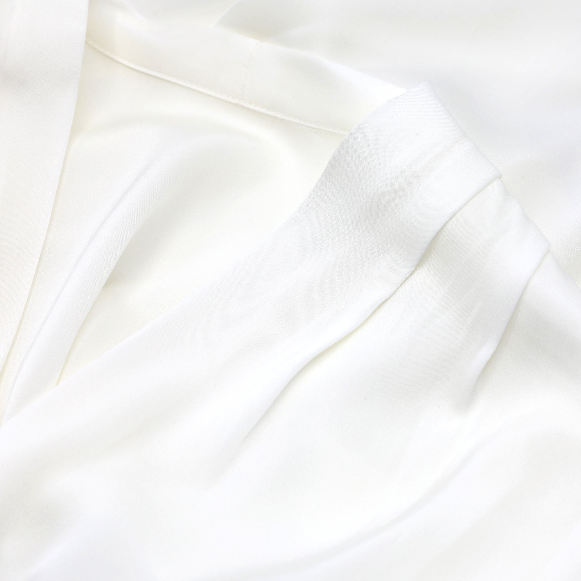 LEEZ Women V-Neck Mulberry Silk Shirt White