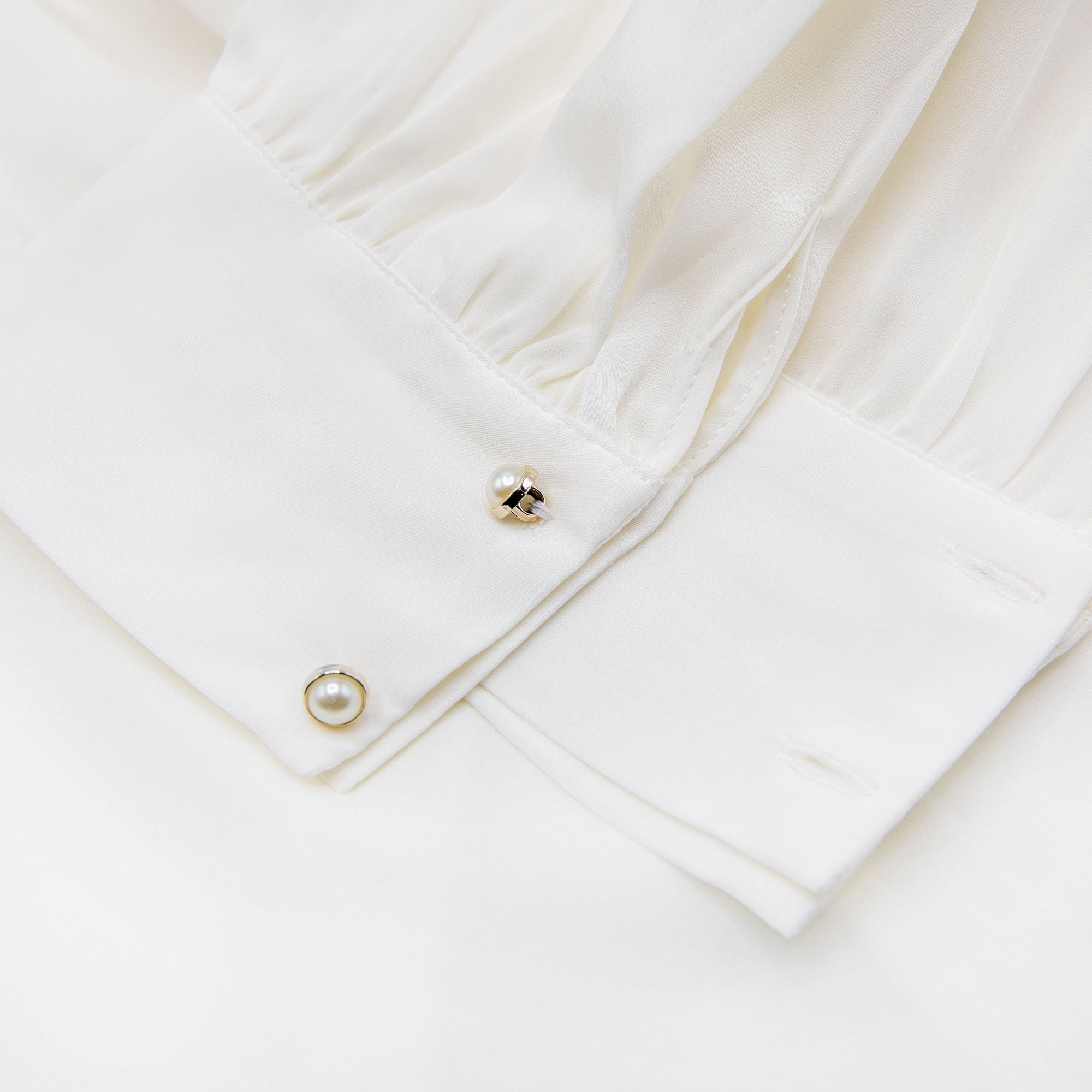 LEEZ Women V-Neck Mulberry Silk Shirt White