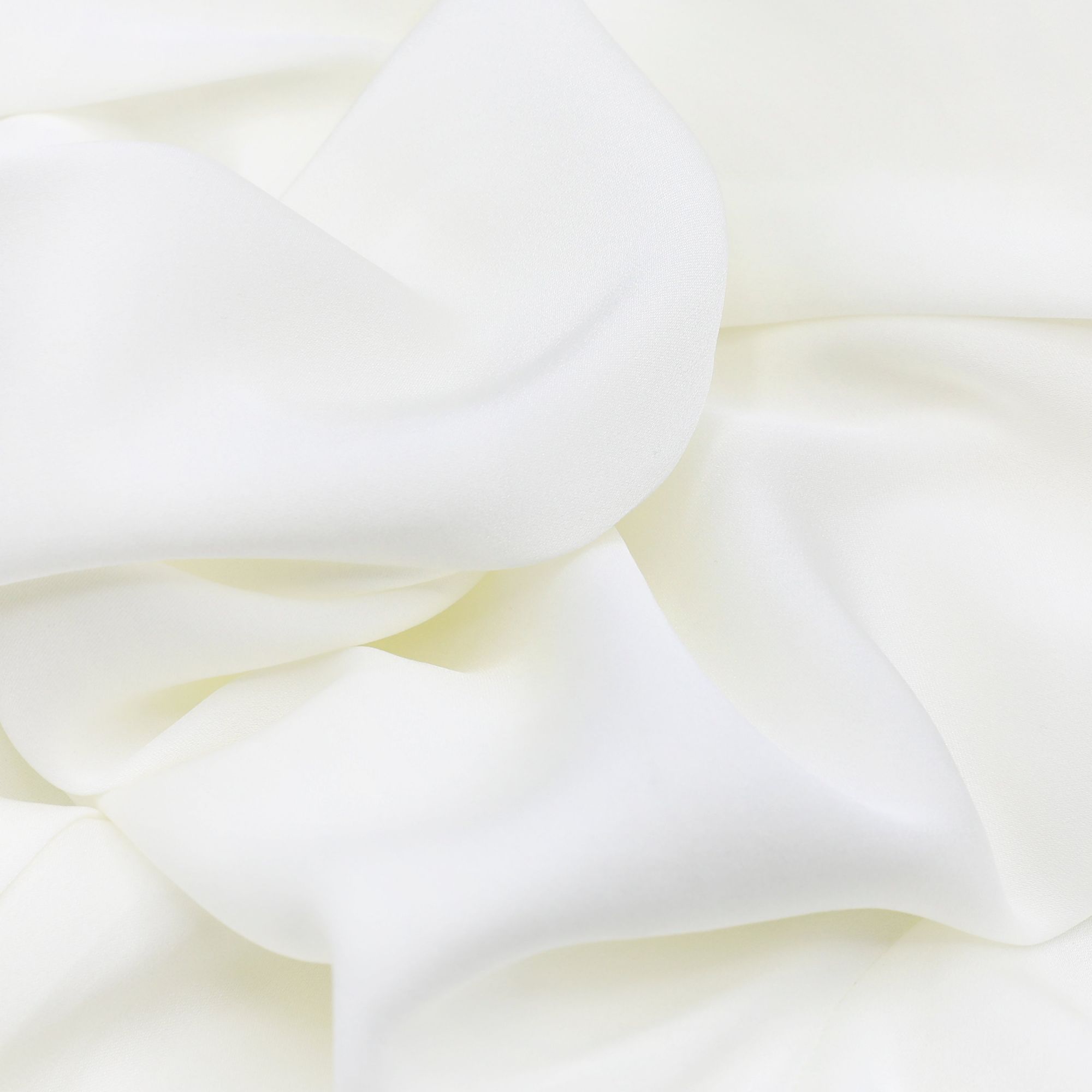 LEEZ Women V-Neck Mulberry Silk Shirt White