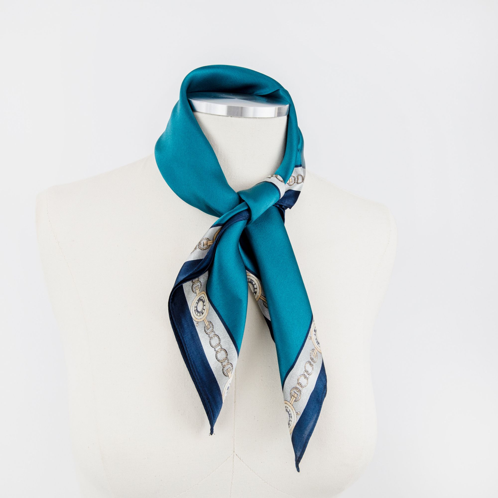 LEEZ Cerulean Chain Square Silk Scarf